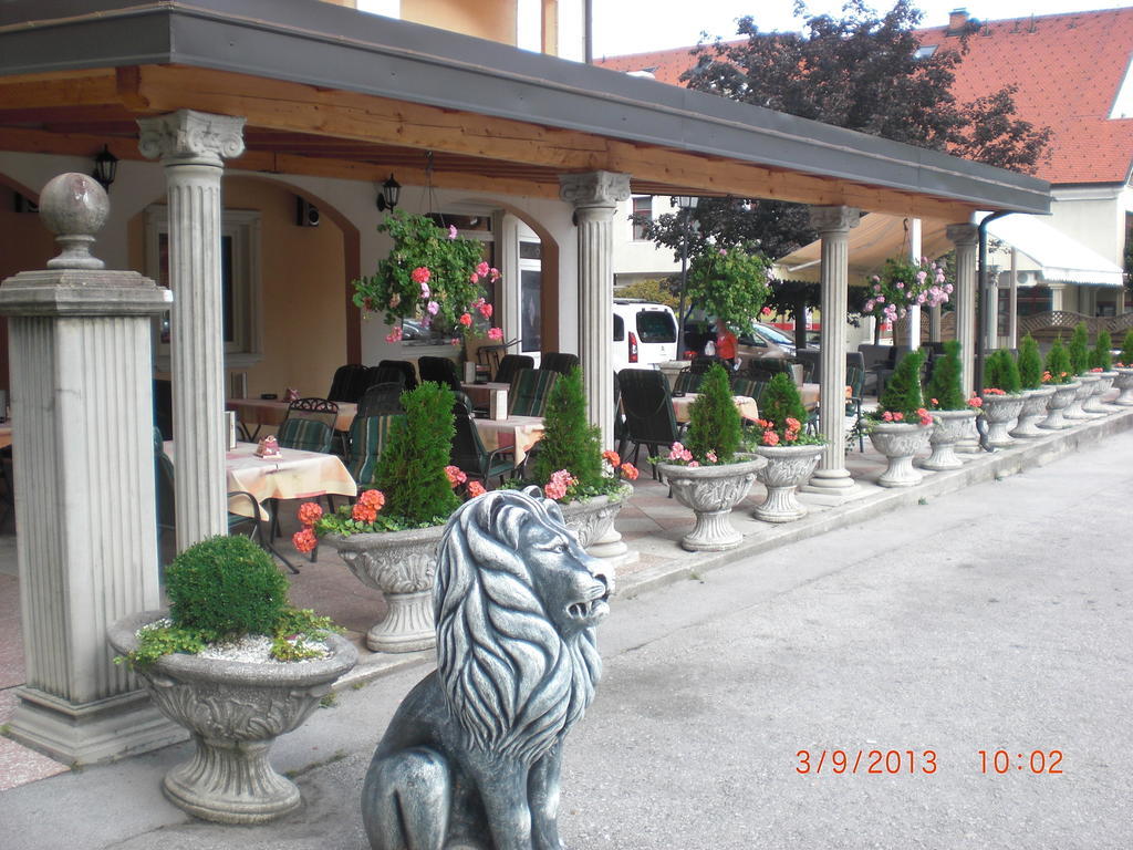 ולנז'ה Hotel Razgorsek מראה חיצוני תמונה